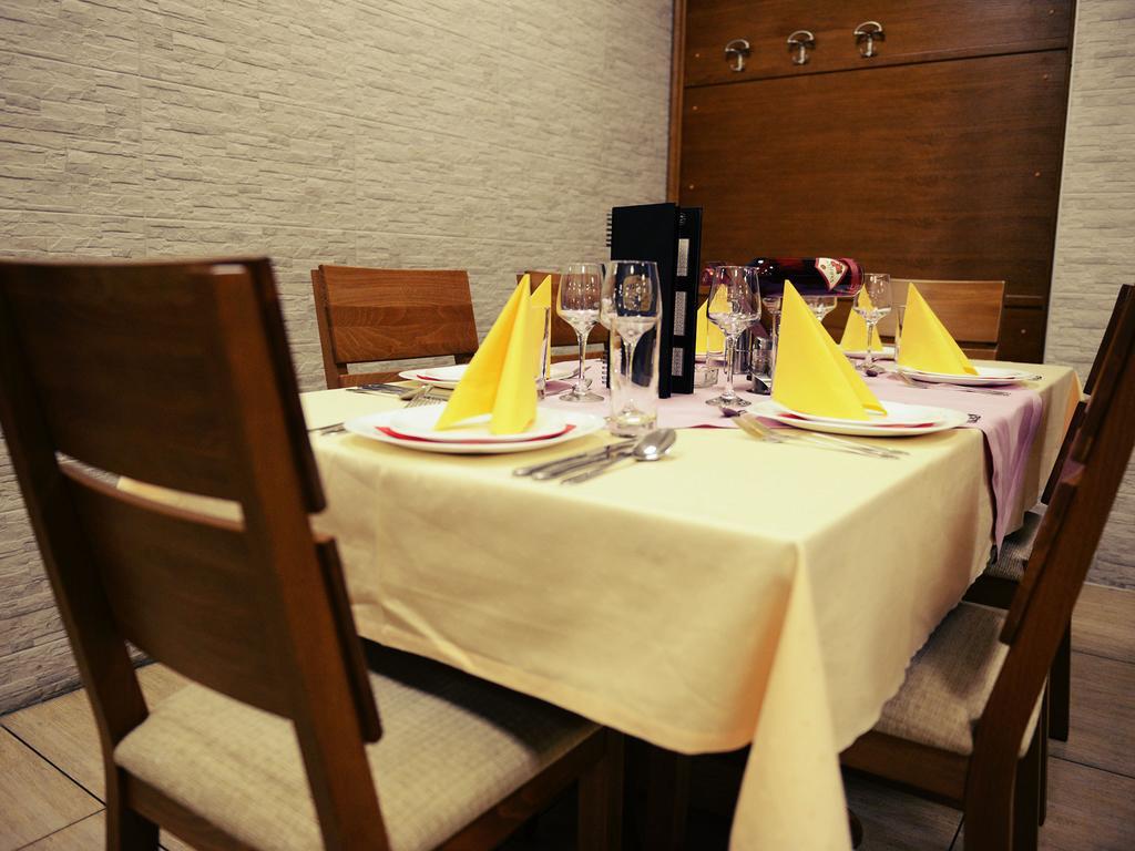 Guesthouse Dokic Leskovac  Ngoại thất bức ảnh