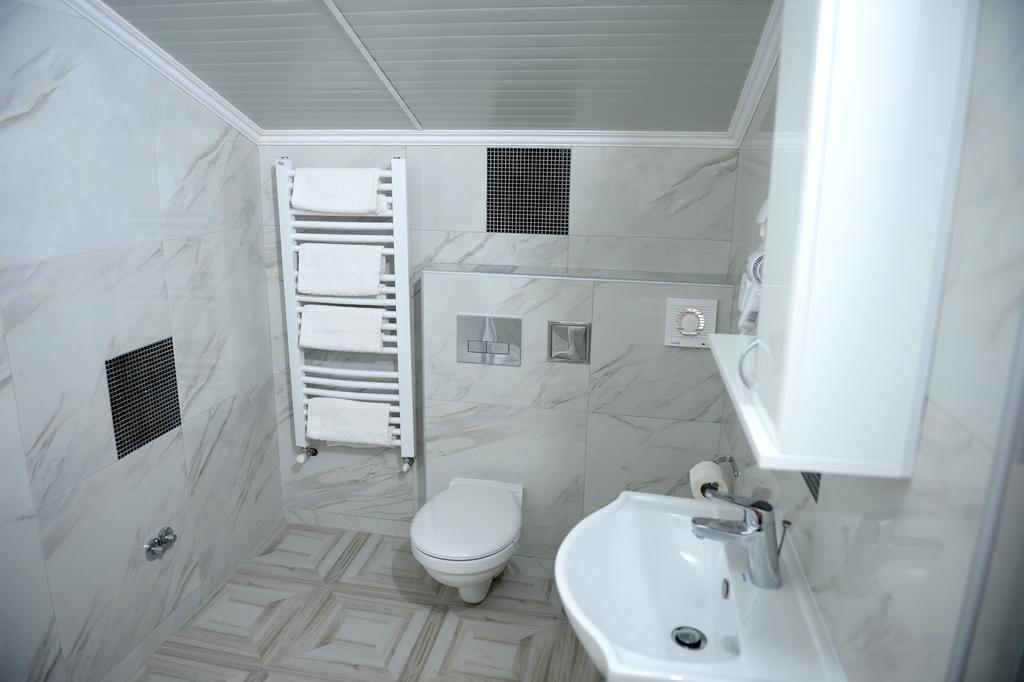 Guesthouse Dokic Leskovac  Ngoại thất bức ảnh